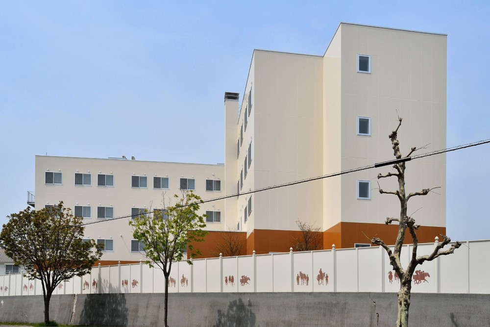 函館競馬場　寮施設整理統合工事